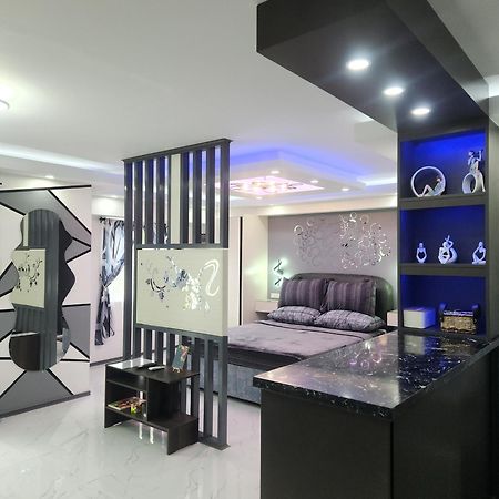 Condo Azur Suites B316 Near Airport, Netflix, Stylish, Cozy With Swimming Pool Lapu-Lapu City Exterior foto