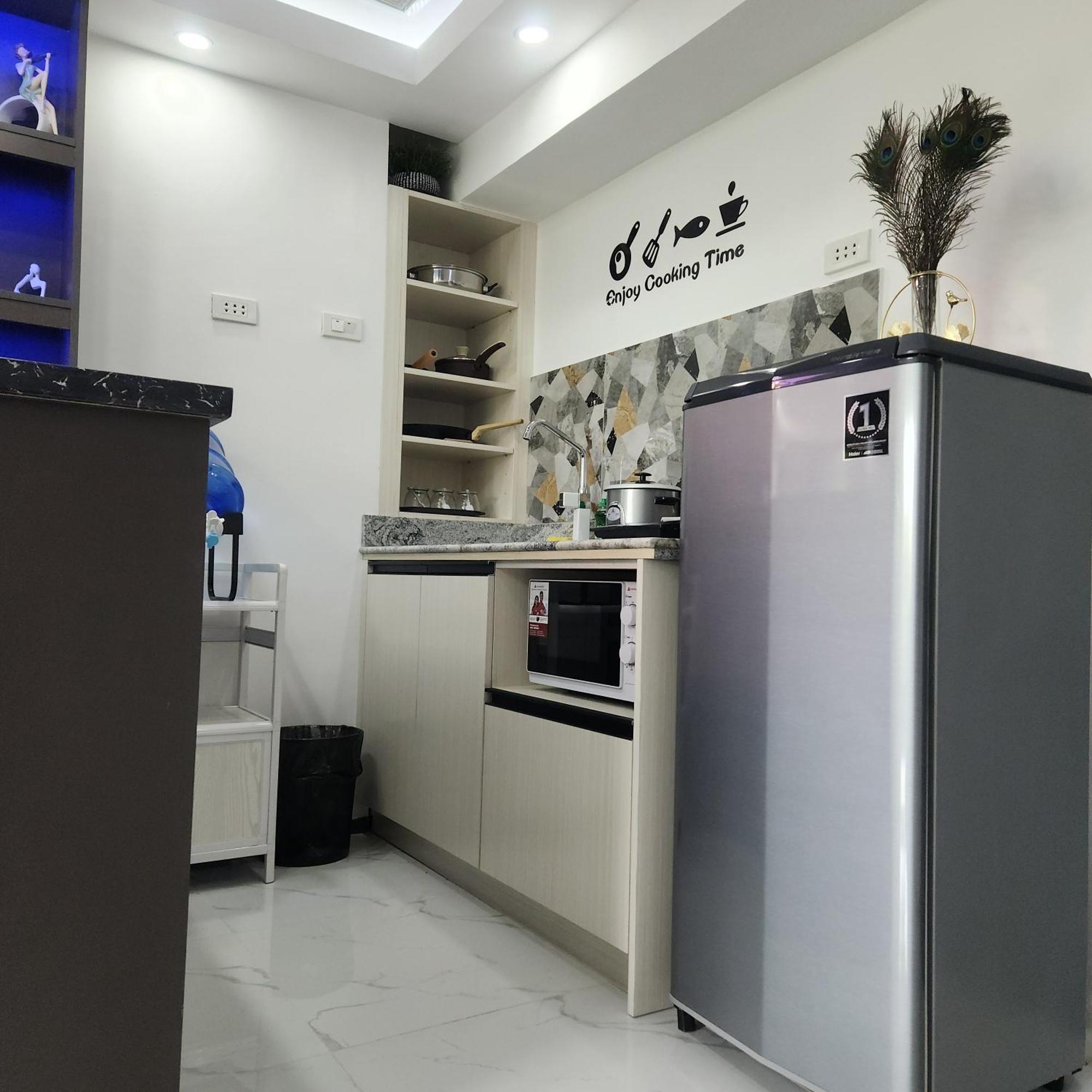 Condo Azur Suites B316 Near Airport, Netflix, Stylish, Cozy With Swimming Pool Lapu-Lapu City Exterior foto
